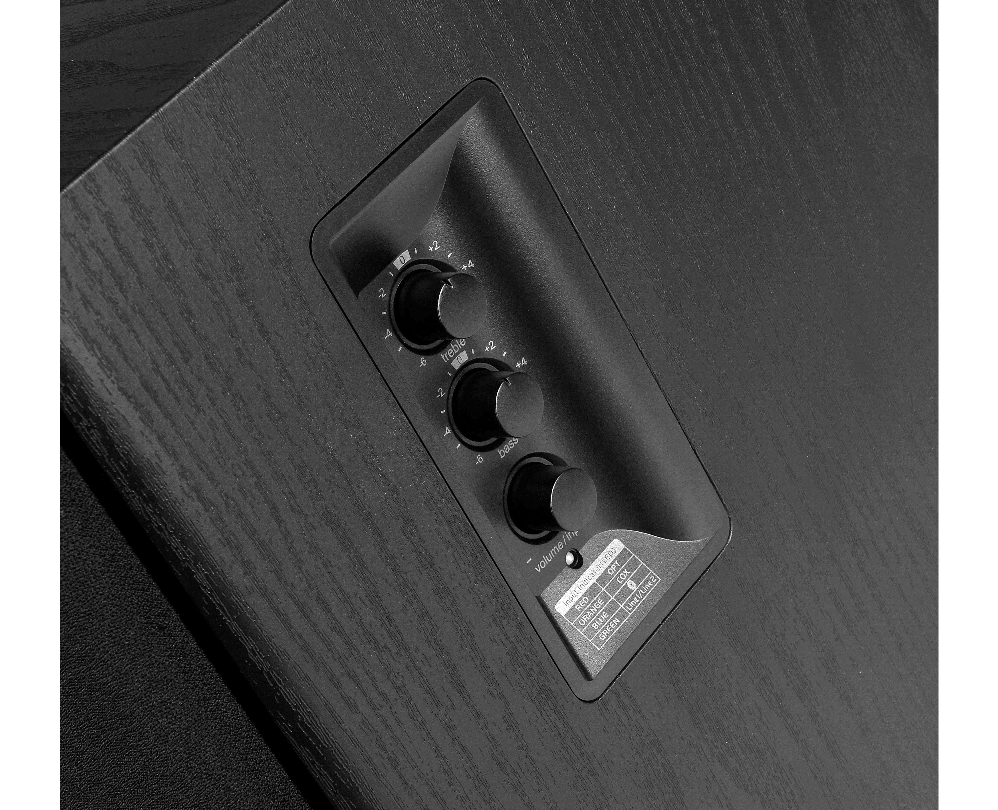R2750DB  Active 2.0 Bluetooth Bookshelf Speaker